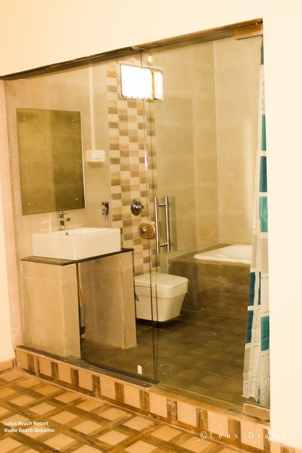 Lotus Beach Resort Гокарна Екстериор снимка